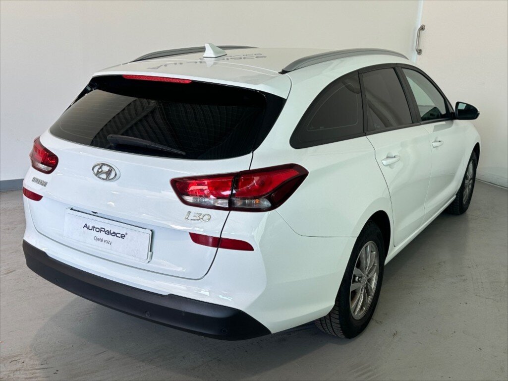 Hyundai i30 Kombi 1,6 l 85 kw