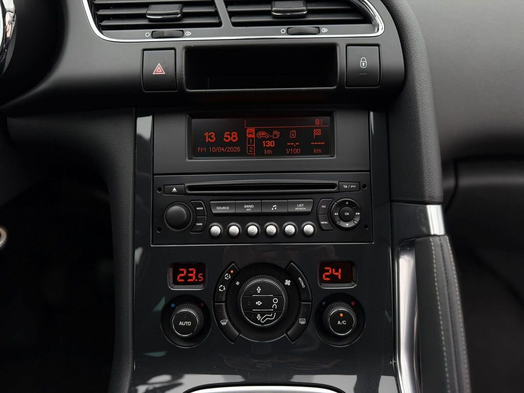 Peugeot 3008 MPV 1,6 l 88 kw