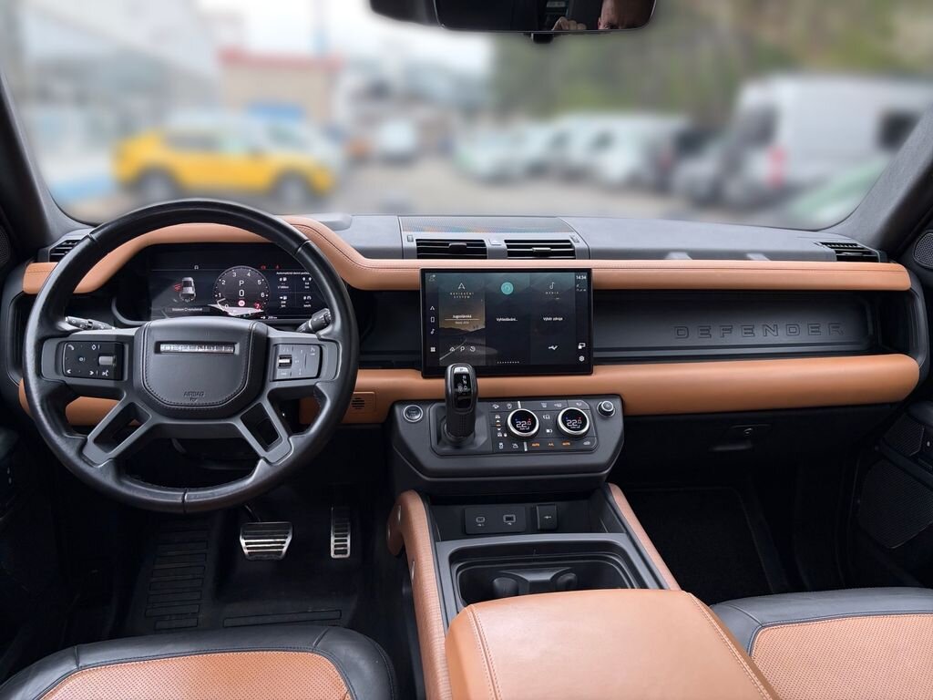 Land Rover Defender SUV / Terénní 3,0 l 294 kw