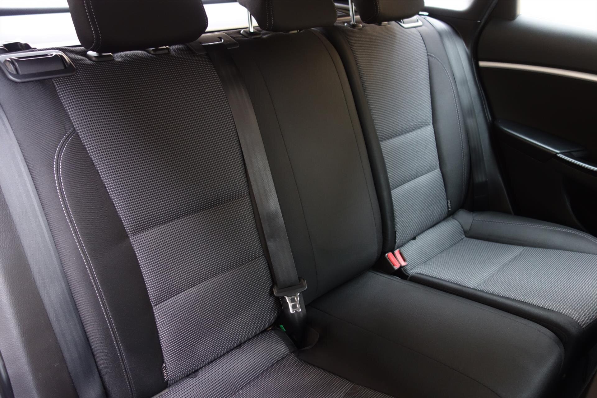 Hyundai i30 Kombi 1,6 l 81 kw