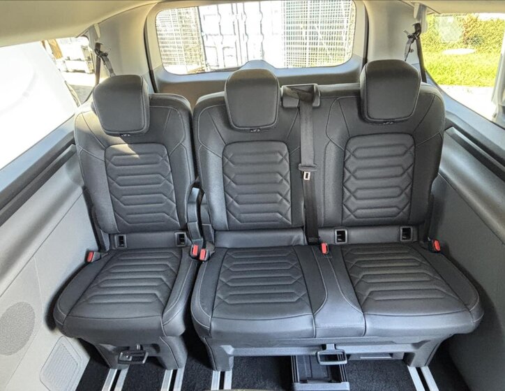 Ford Tourneo Custom Kombi 2,0 l 110 kw