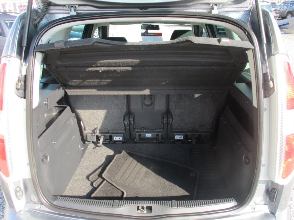 Škoda Roomster MPV 1,4 l 63 kw