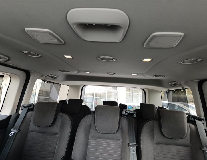 Ford Tourneo Custom MPV 2,0 l 125 kw