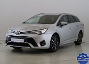 Toyota Avensis Kombi 2,0 l 105 kw