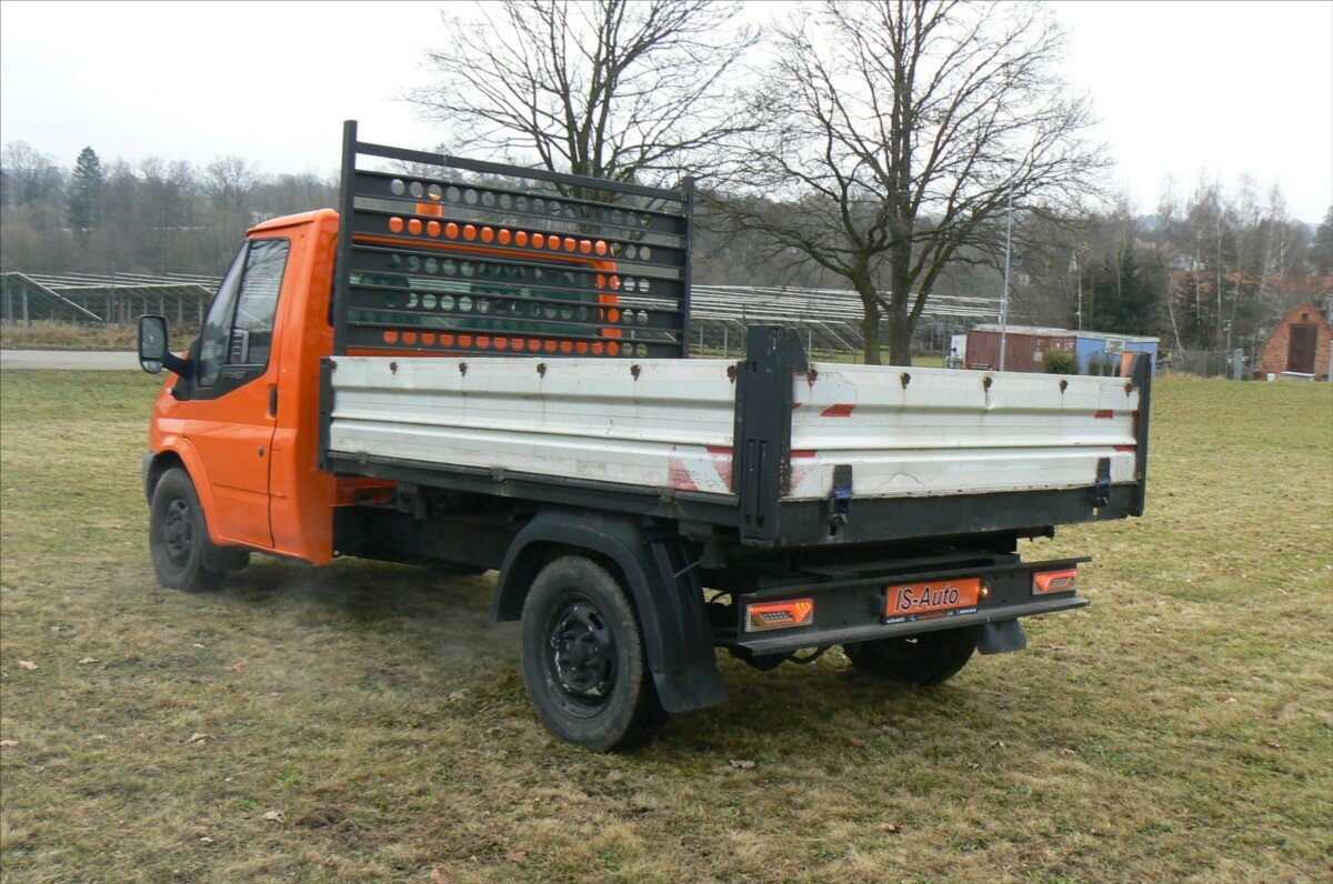 Ford Transit Sklápěč 2,4 l 85 kw