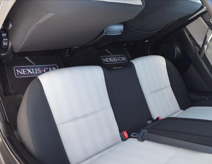 Mazda 3 Hatchback 1,6 l 77 kw