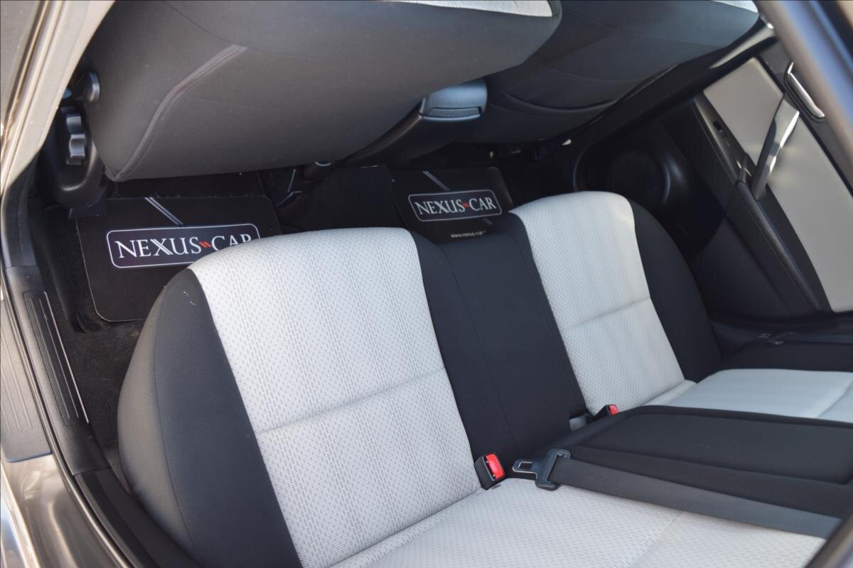 Mazda 3 Hatchback 1,6 l 77 kw