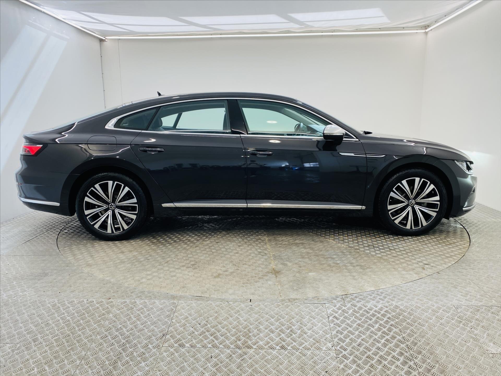 Volkswagen Arteon Liftback 2,0 l 140 kw