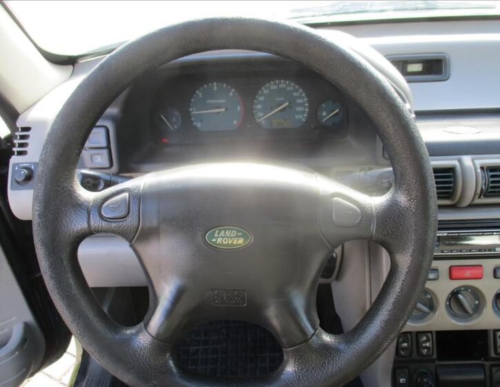 Land Rover Freelander 13