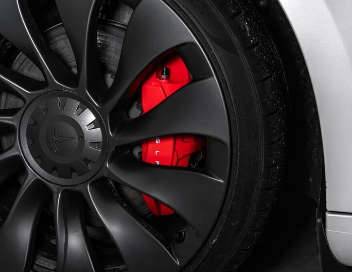 Tesla Model 3 Sedan 0,0 65 kw