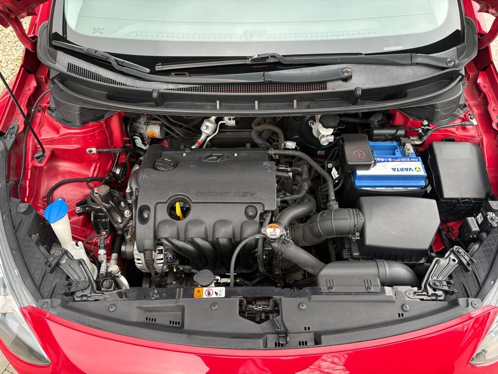 Hyundai i30 Hatchback 1,4 l 73 kw