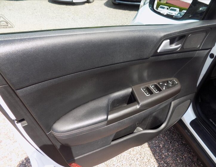 KIA Sportage SUV 1,7 l 85 kw