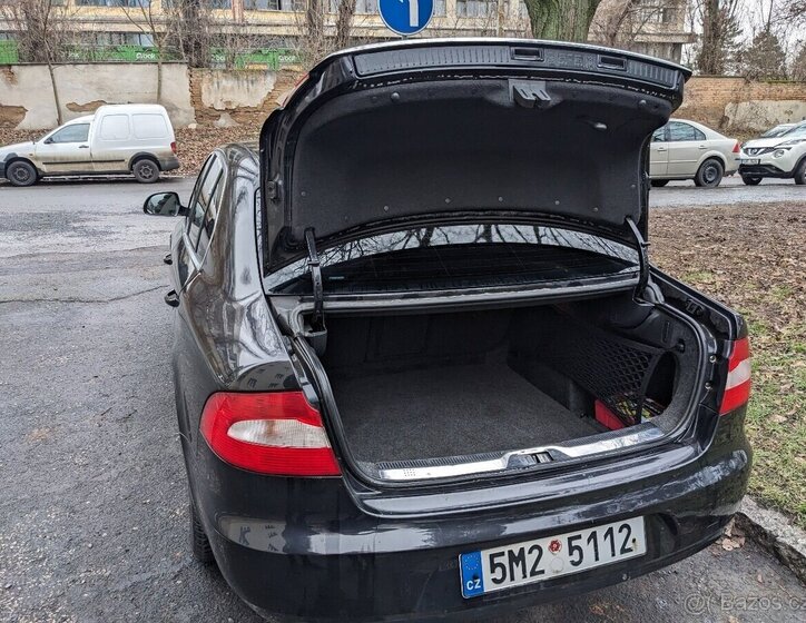 Škoda Superb Sedan 2,0 l 103 kw
