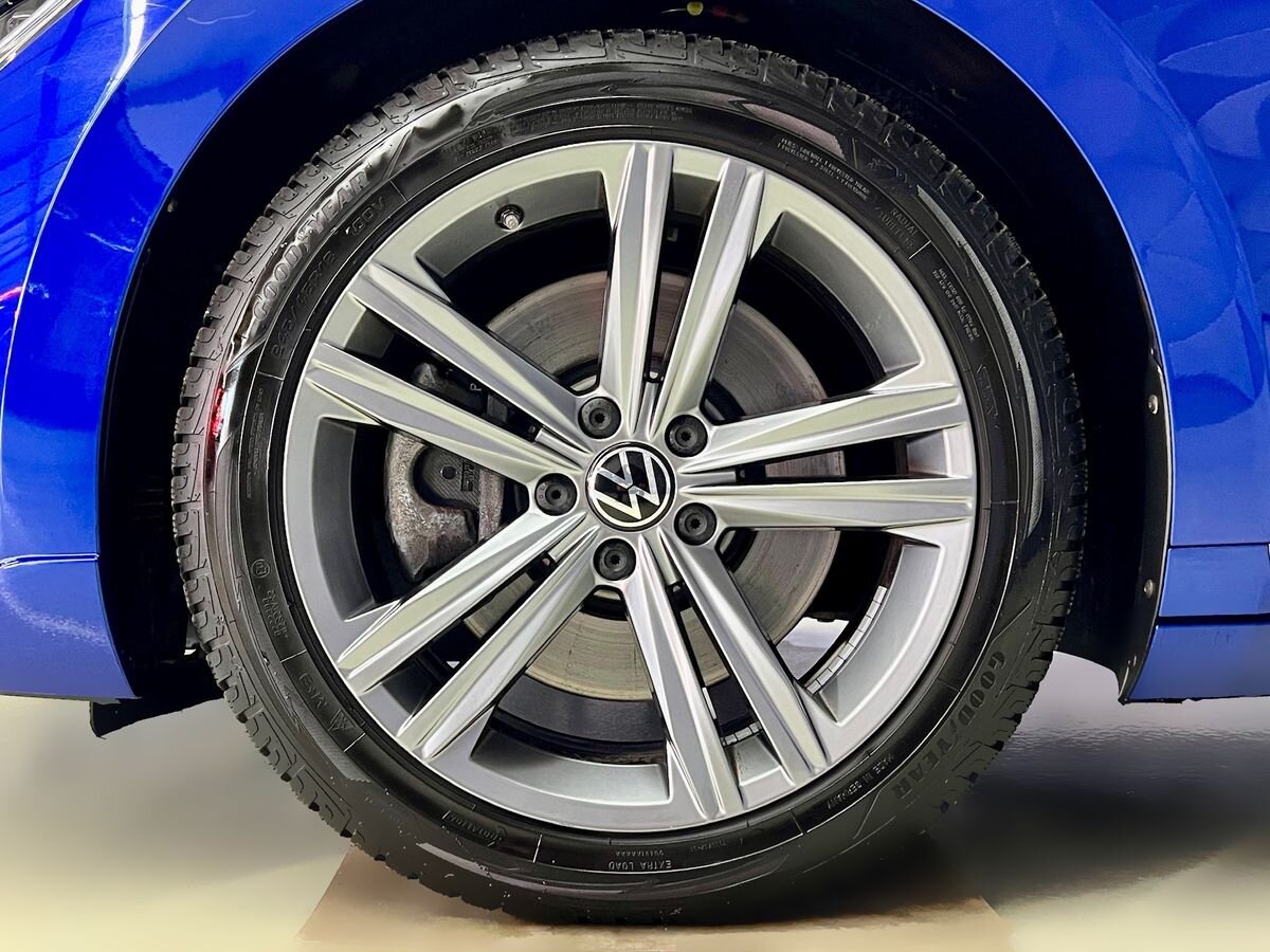 Volkswagen Arteon Liftback 2,0 l 206 kw