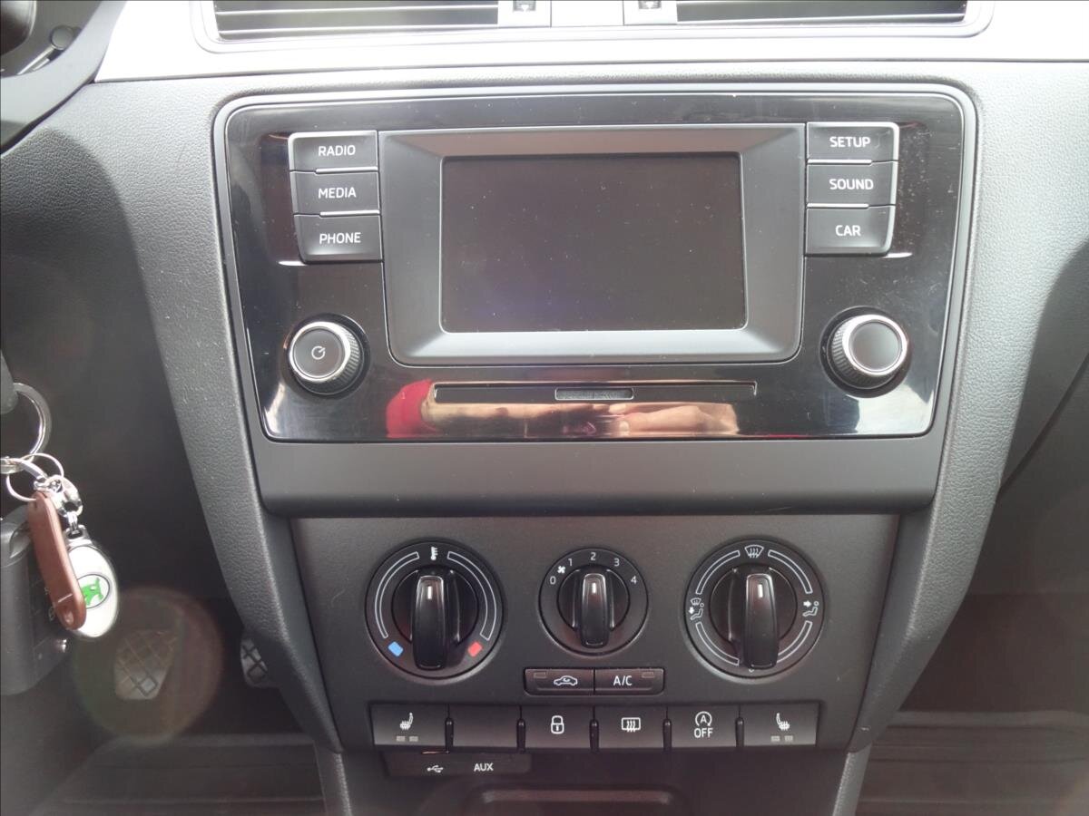 Škoda Rapid Sedan / Limuzína 1,2 l 66 kw