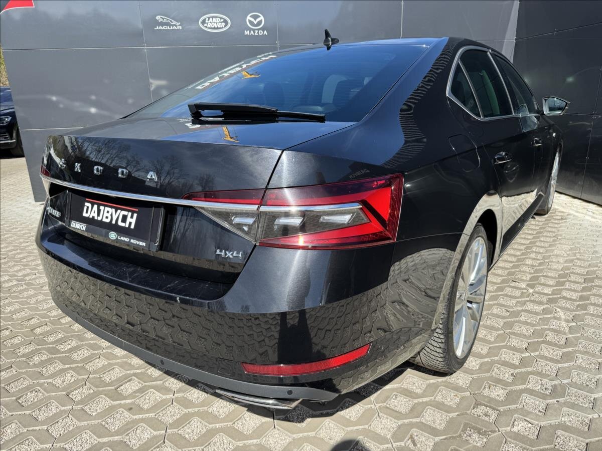 Škoda Superb Liftback 2,0 l 200 kw