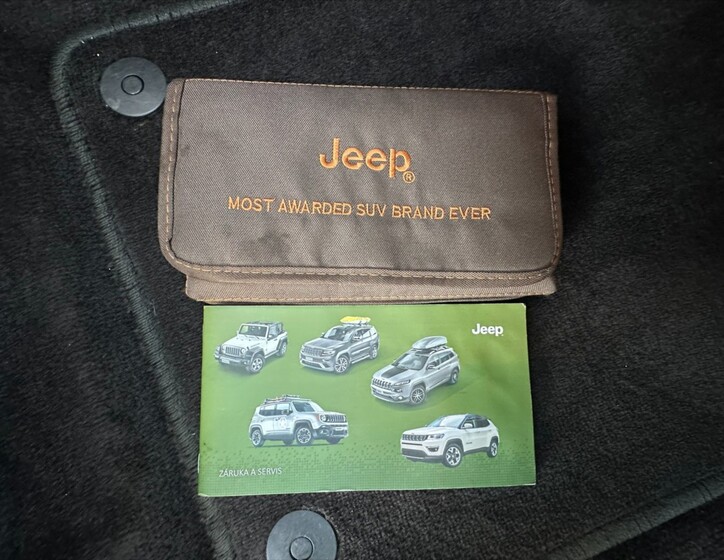 Jeep Grand Cherokee 39