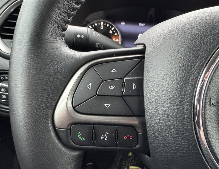 Jeep Renegade SUV 1,6 l 84 kw