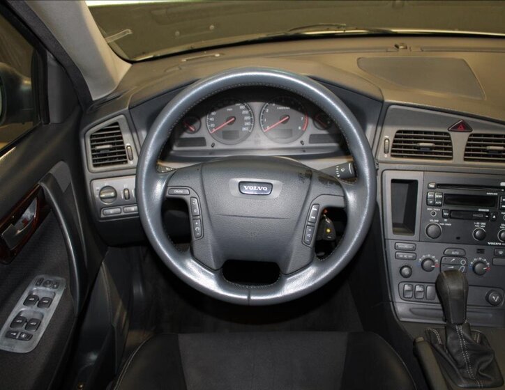 Volvo V70 Kombi 2,4 l 125 kw