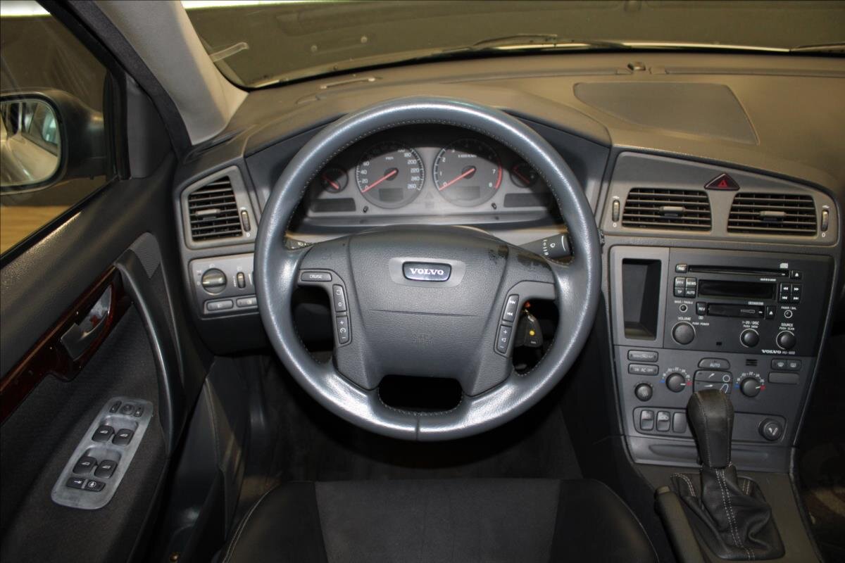 Volvo V70 Kombi 2,4 l 125 kw