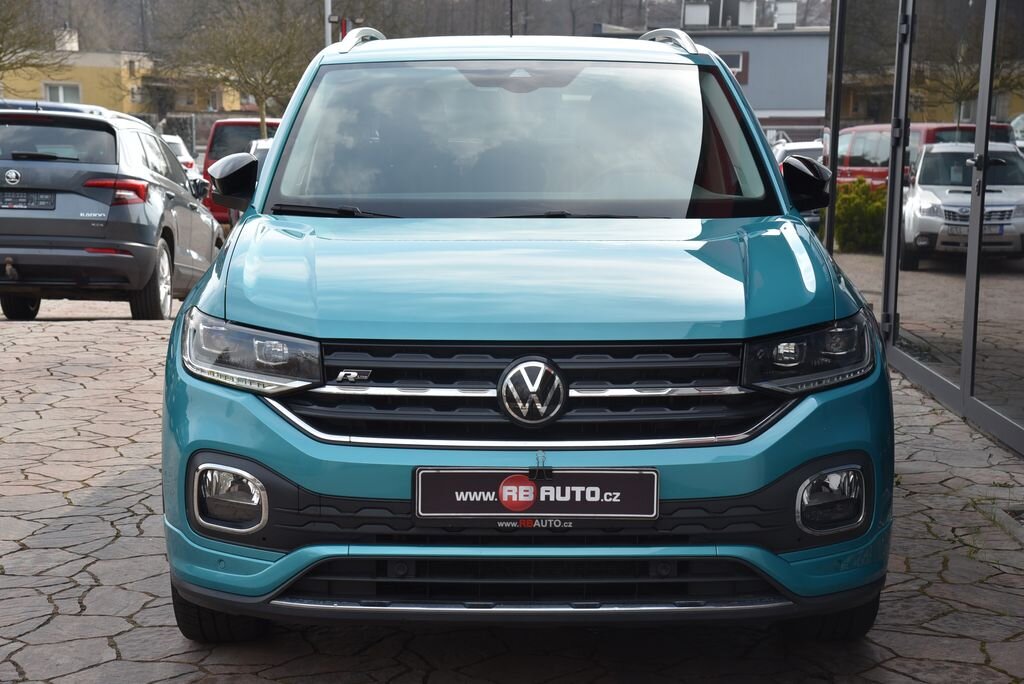 Volkswagen T-Cross SUV / Terénní 1,5 l 110 kw