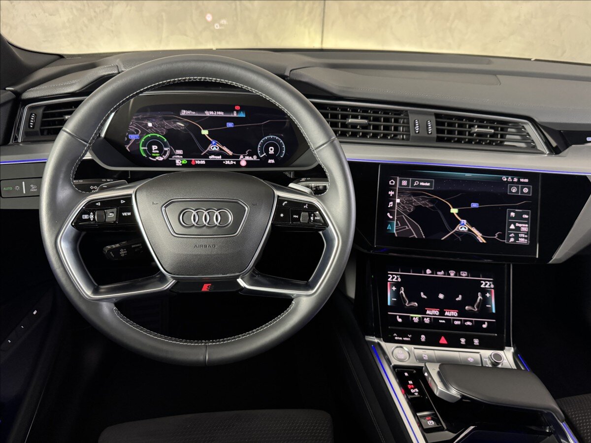 Audi e-tron SUV 0,0 300 kw