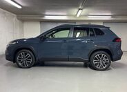 Toyota Corolla Cross 8