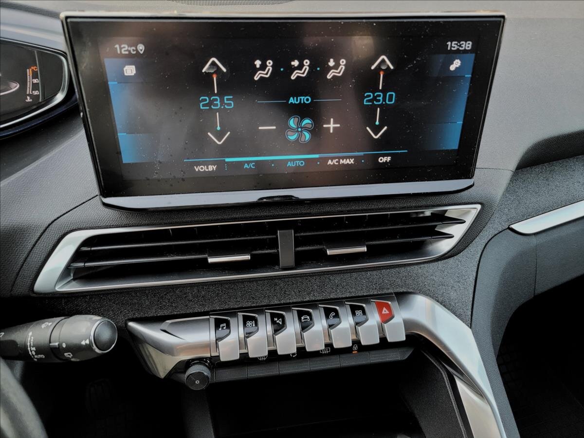 Peugeot 5008 SUV 1,5 l 96 kw