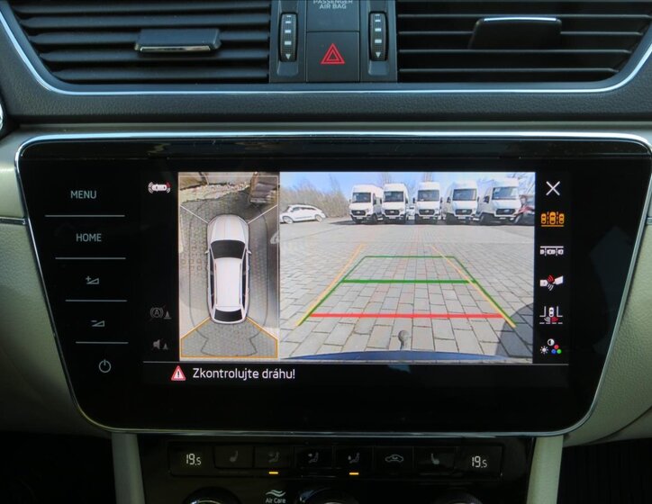 Škoda Superb Kombi 2,0 l 147 kw