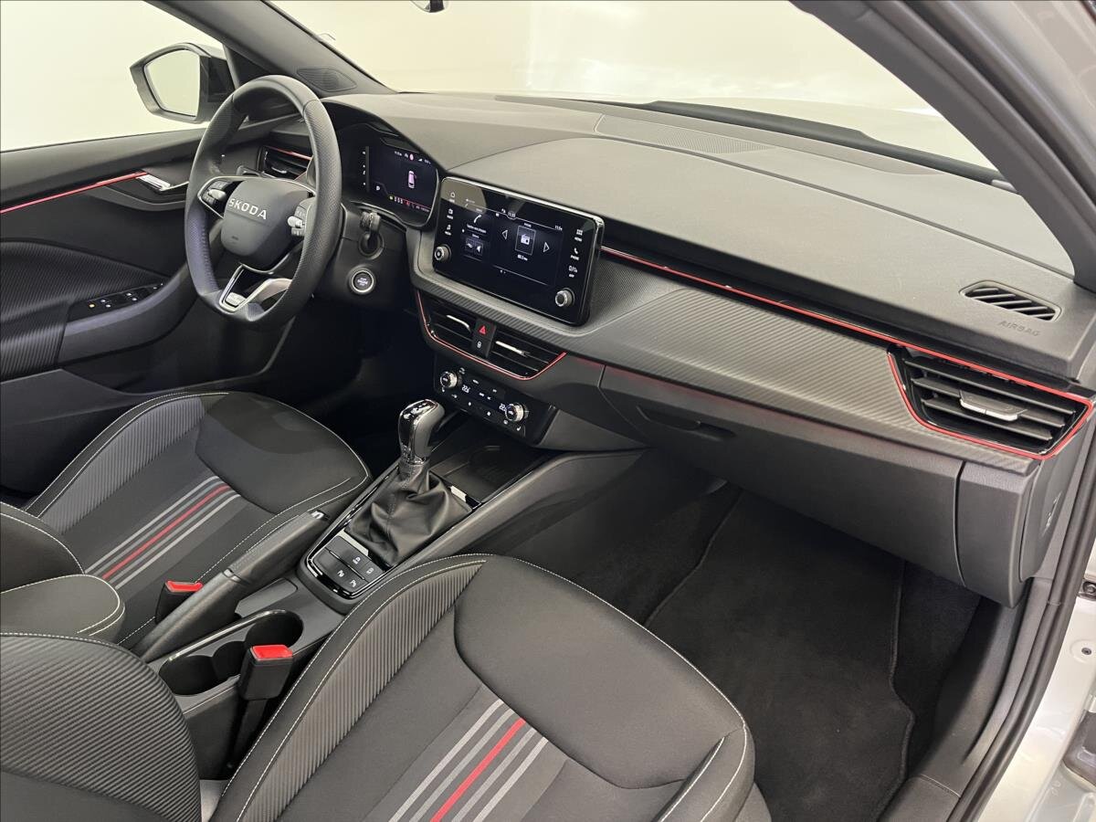 Škoda Kamiq CUV / Crossover 1,5 l 110 kw