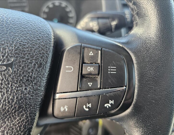 Ford Transit Custom Kombi 2,0 l 96 kw