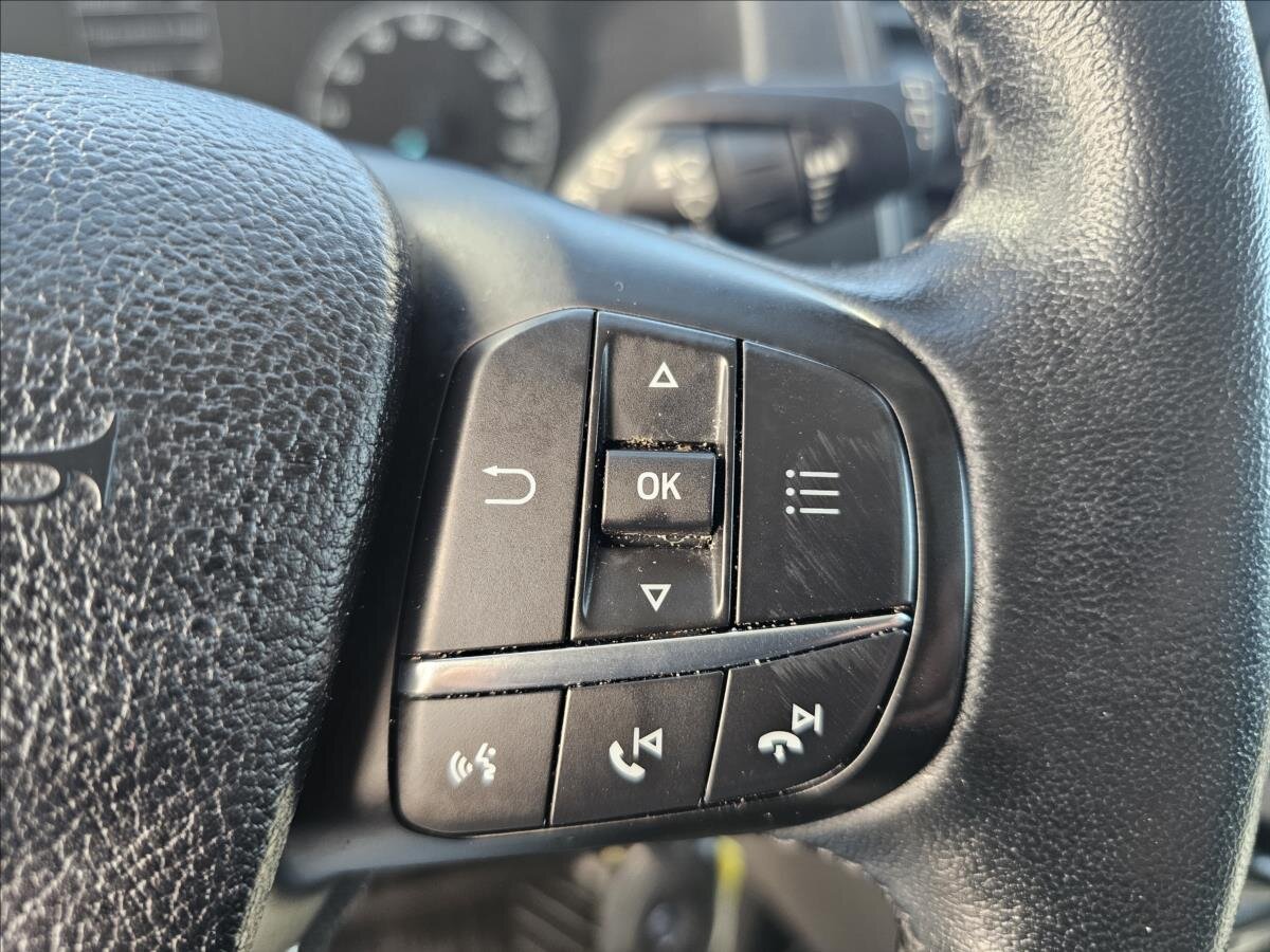 Ford Transit Custom Kombi 2,0 l 96 kw