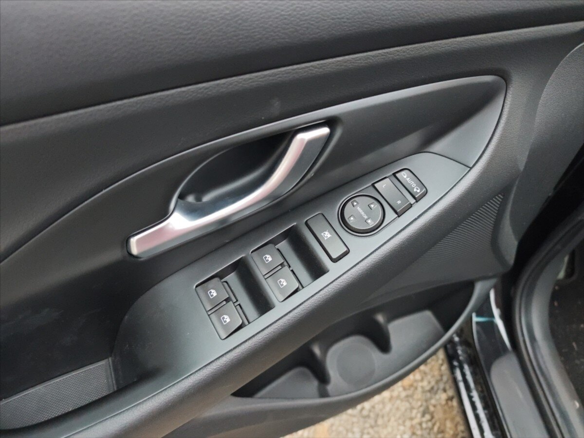 Hyundai i30 Kombi 998,0 88 kw