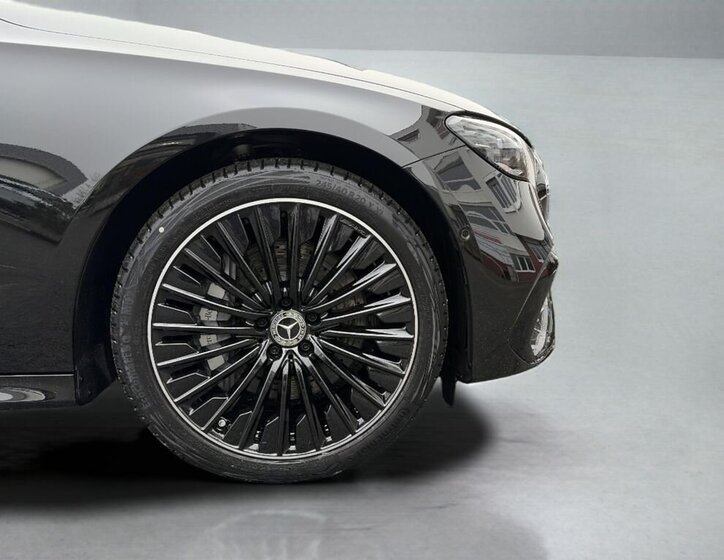 Mercedes-Benz Třídy E Sedan 2,0 l 145 kw