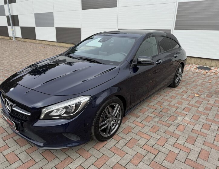 Mercedes-Benz CLA 4