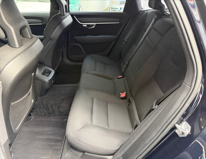 Volvo V90 Kombi 2,0 l 110 kw