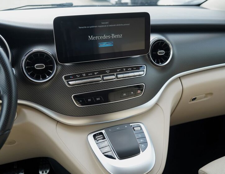 Mercedes-Benz Třídy V MPV 2,0 l 174 kw