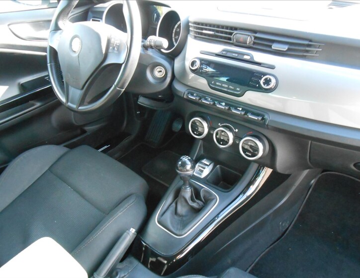 Alfa Romeo Giulietta 14