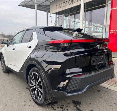 Toyota C-HR 6