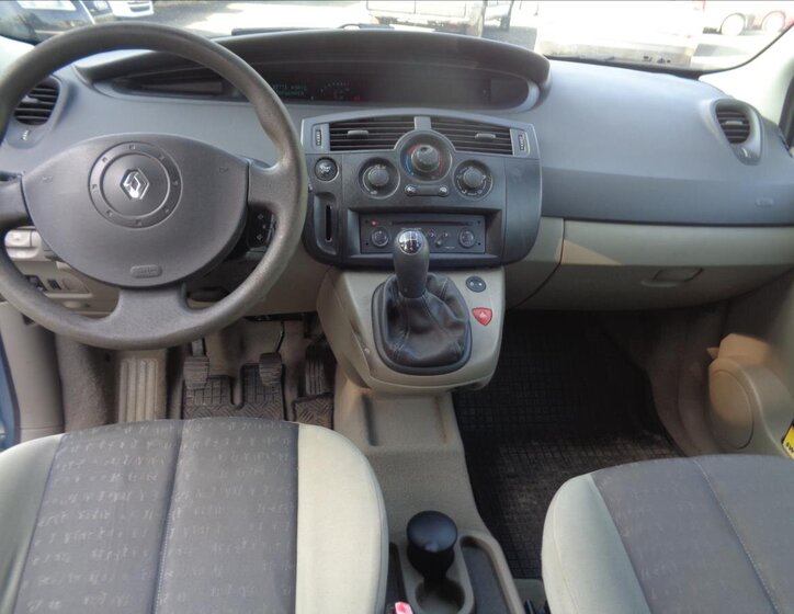 Renault Scénic Kombi 1,6 l 83 kw