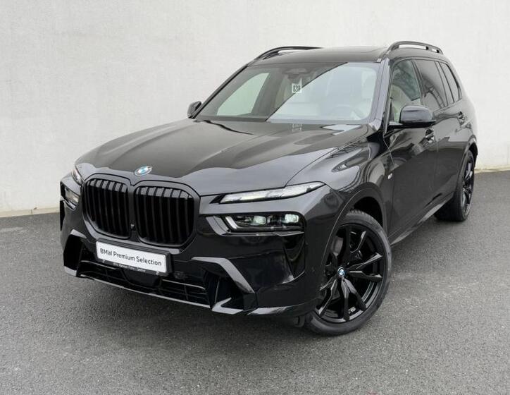 BMW X7 1