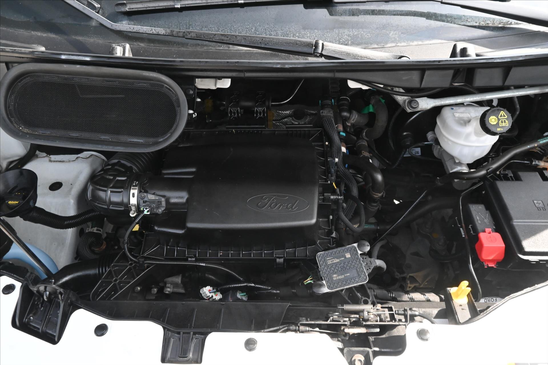 Ford Transit Skříň 2,0 l 96 kw