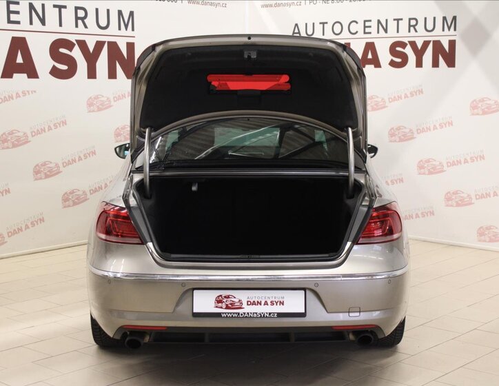 Volkswagen CC Sedan 3,6 l 220 kw