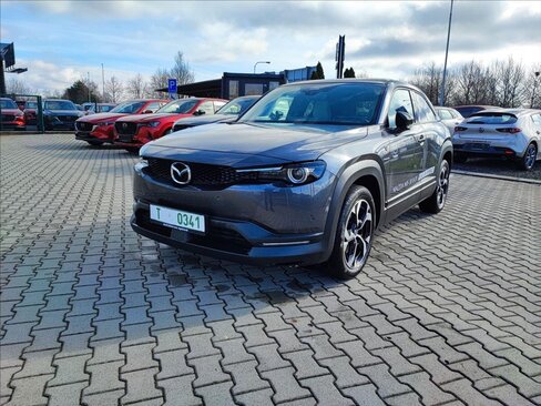 Mazda MX-30 SUV / Terénní 830,0 125 kw
