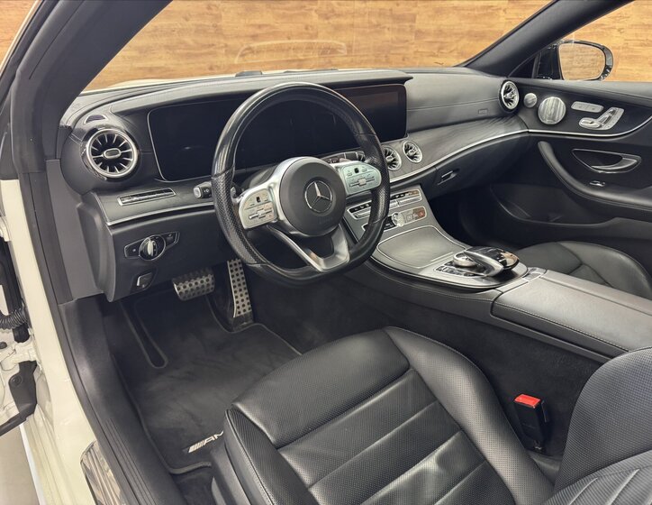 Mercedes-Benz Třídy E Kupé 2,9 l 250 kw