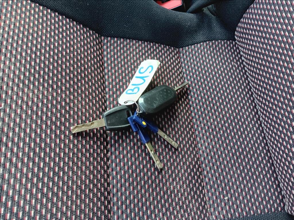 Citroën Jumper Kombi 2,2 l 81 kw