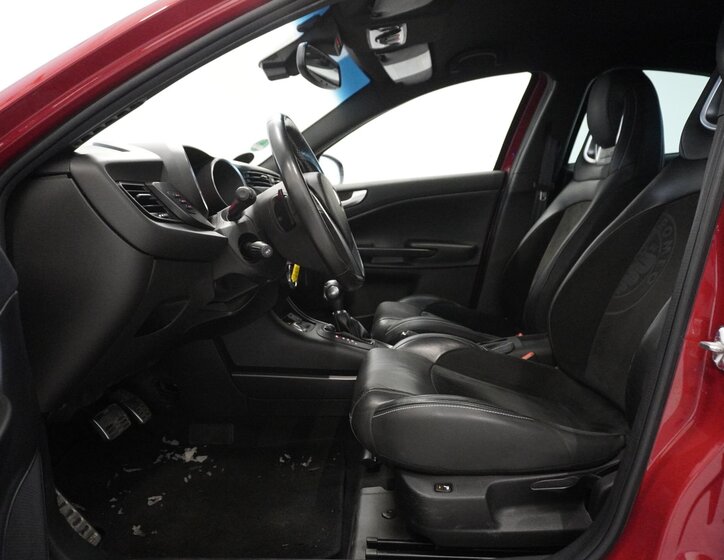 Alfa Romeo Giulietta Hatchback 0,0 177 kw
