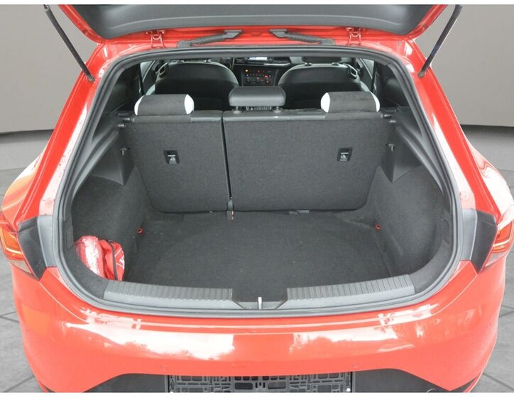 Seat Leon Hatchback 2,0 l 206 kw