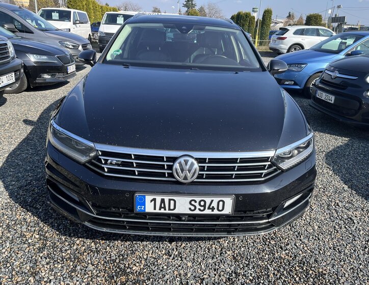 Volkswagen Passat Kombi 2,0 l 176 kw