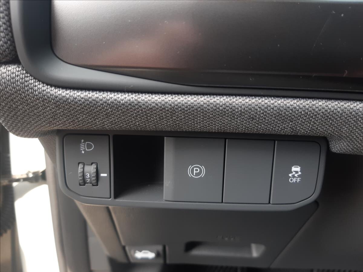 KIA EV3 SUV / Terénní 0,0 150 kw